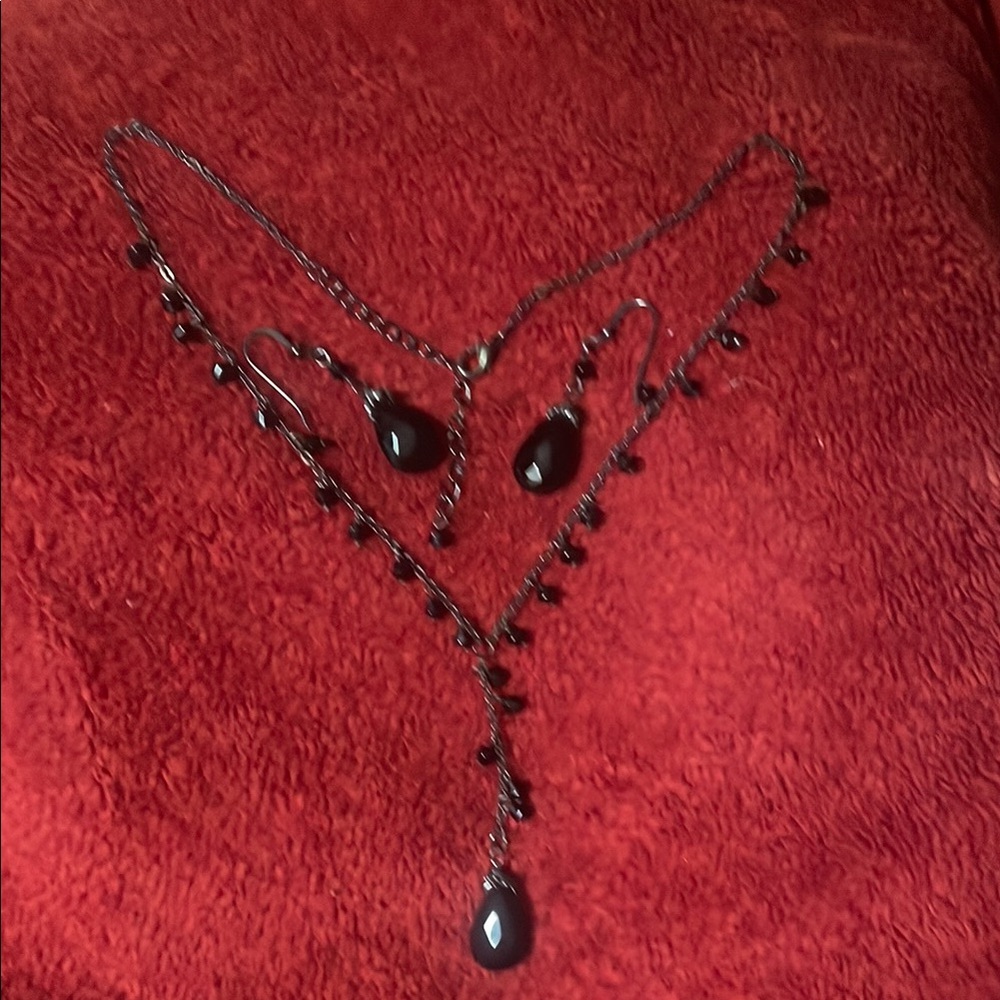 Elegant Black Jewelry Set